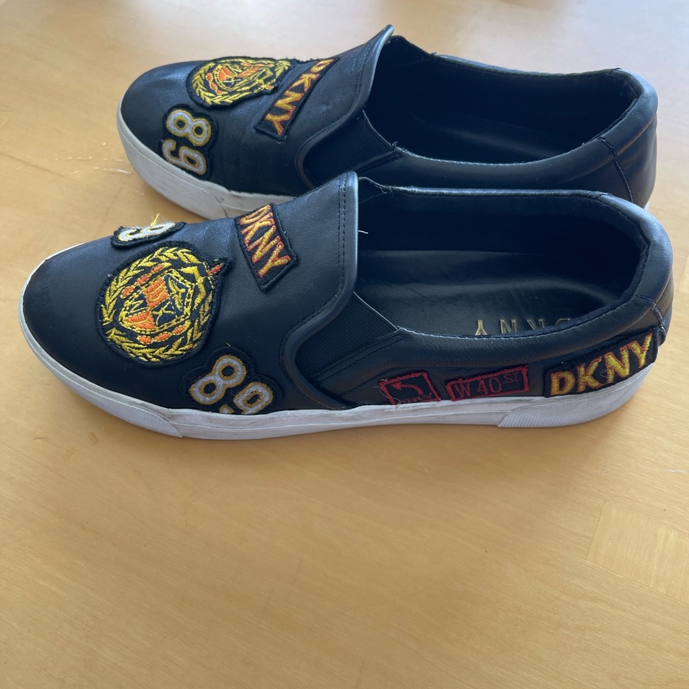 DKNY leather shoe